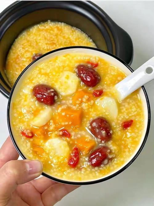 哪种营养健康的加餐食物适合孩子和老人同时食用？