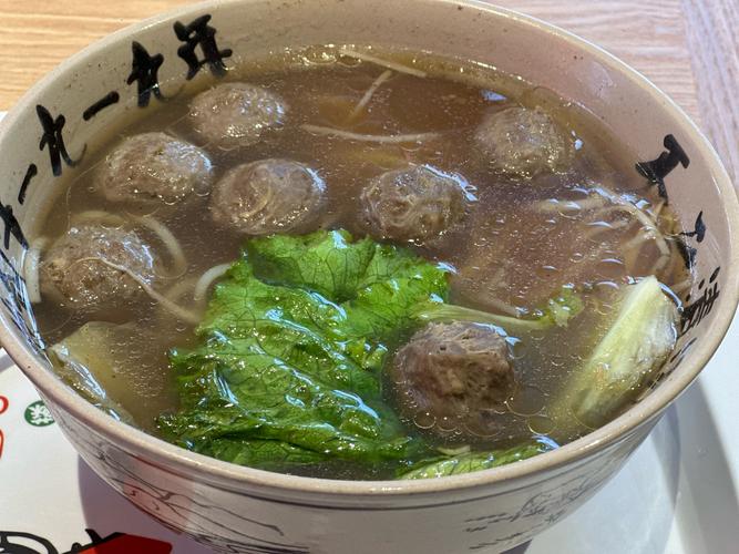 牛肉清汤搭配苏打饼干，能有效清肠减肥吗？