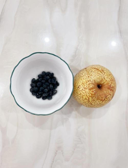 餐前喝一杯黑豆奶能控制食欲吗？