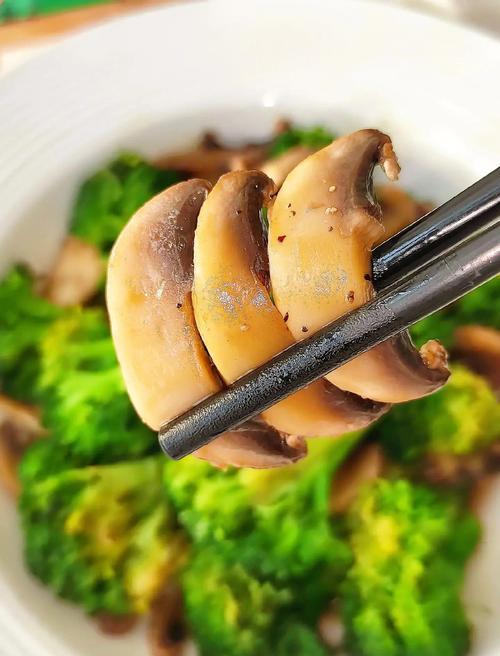 有哪些西兰花减肥餐食谱超级有效？