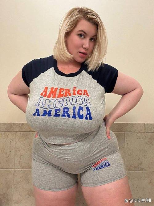 美国胖女孩如何凭借完美大肚腩收获真爱？