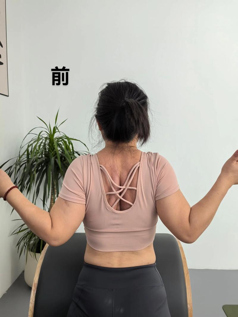 如何通过3个美背小绝招快速打造性感锁骨？