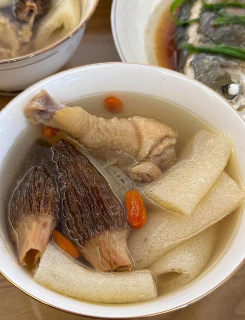 平腹减脂竹荪鸡片汤怎么做，适合减脂吗？