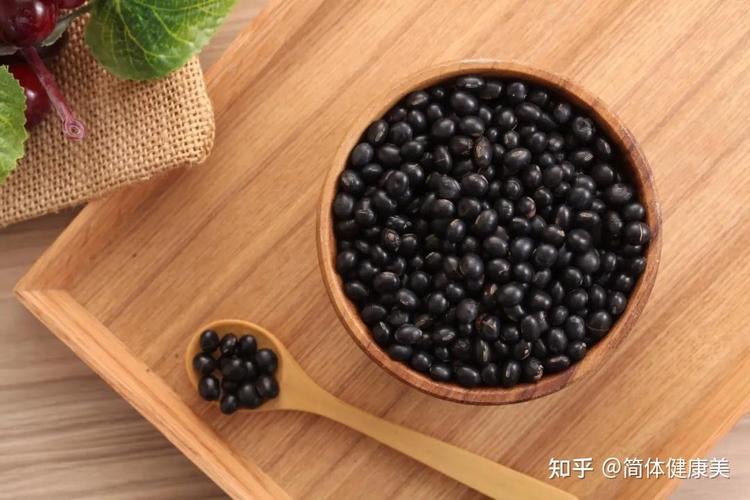 香醋泡豆减肥法，一个月能减24斤吗？