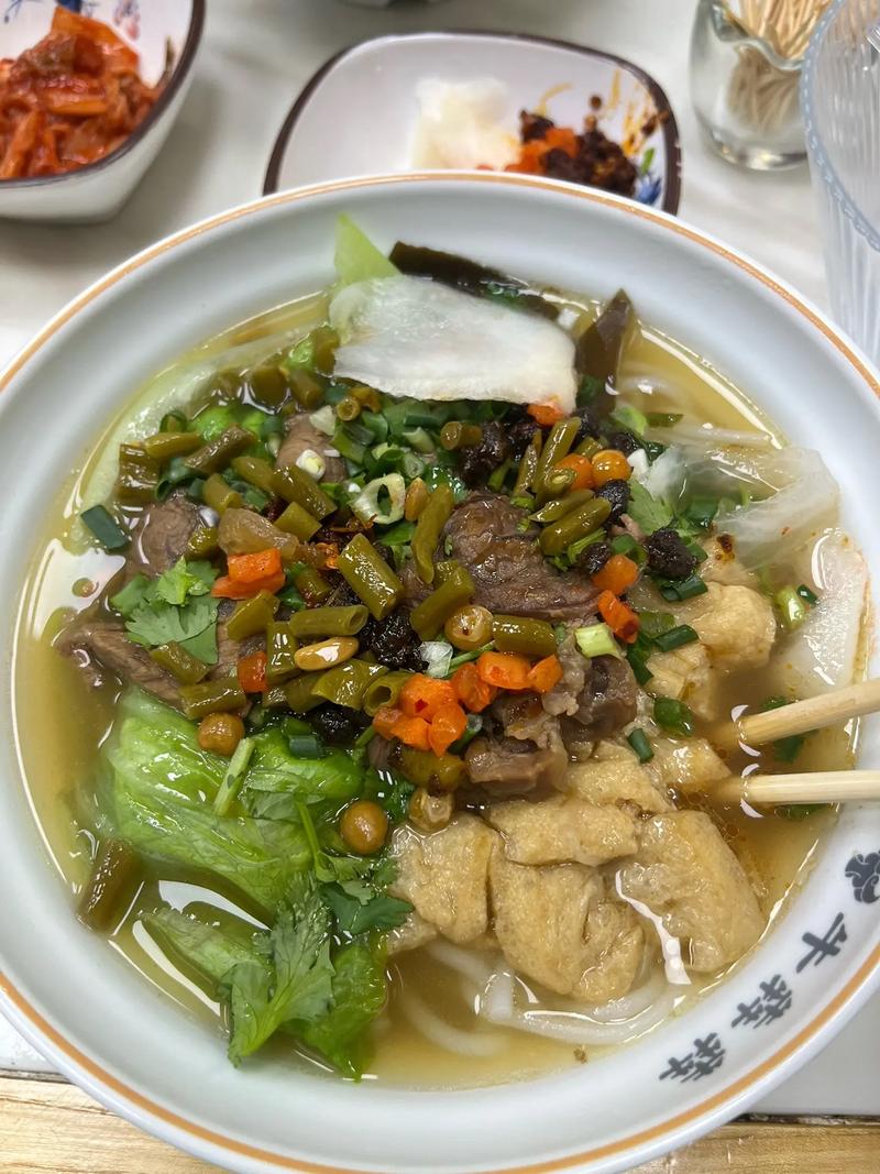 三个元宵等于一盘炒菜油量吗？
