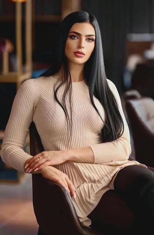 为什么欧美女性普遍拥有那么迷人的翘臀呢？
