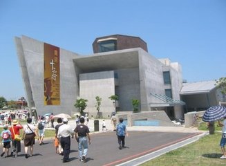 到十三行博物馆 来领略广州清代市井风情 