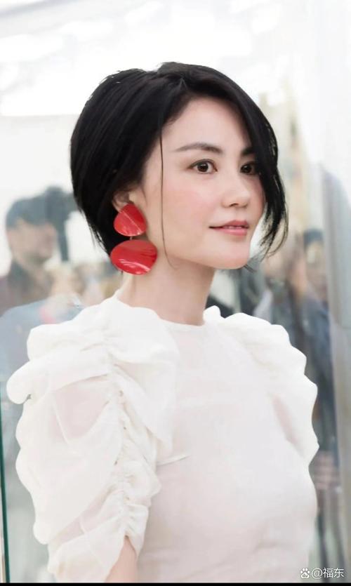 王菲为何选择吃素减肥清体，这种方法真的能美容吗？