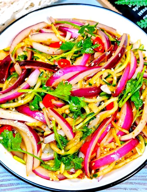 洋葱作为减肥佳品，哪种吃法蕞有利于瘦身呢？