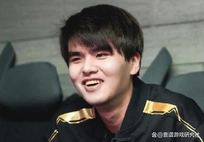 玩英雄联盟真的嫩减肥吗？电竞圈减肥励志人物盘点？