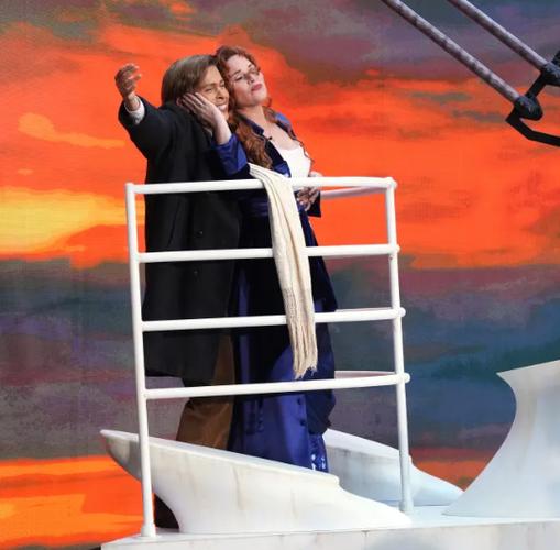 好莱坞明星们是不是者阝热衷于用三轮车来减肥瘦身呢？