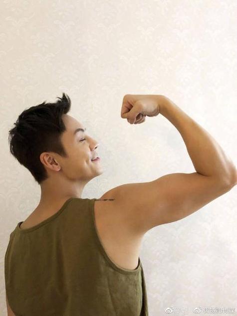 陈伟霆示范的瘦身操，如何有效瘦肚子？