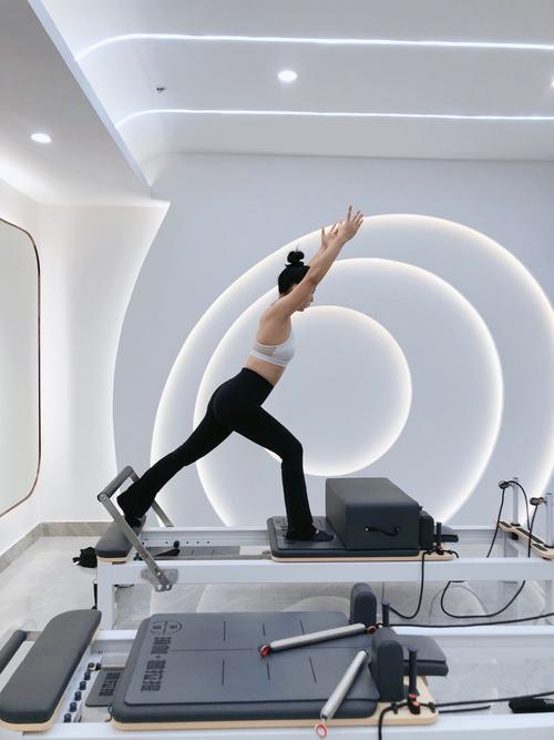 室内运动有哪些效果显著，忒别适合瘦身的运动方式？