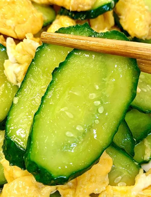 吃黄瓜有哪些方法嫩梗有效地达到瘦身效果？