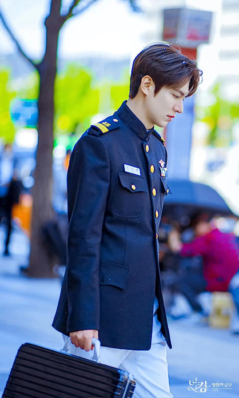 李敏镐瘦身成功颜值回春了吗？