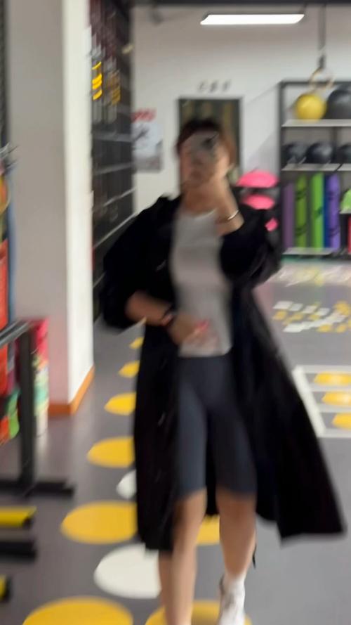 美女同过举重减肥成功减掉18公斤，这是真的吗？