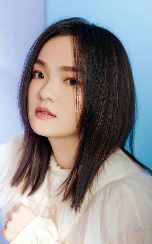 徐佳莹出道前后体型变化巨大，她究竟是如何狂减13公斤的呢？