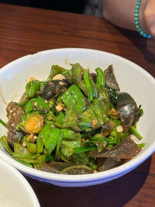 双菇凉瓜丝减肥菜谱怎么做？