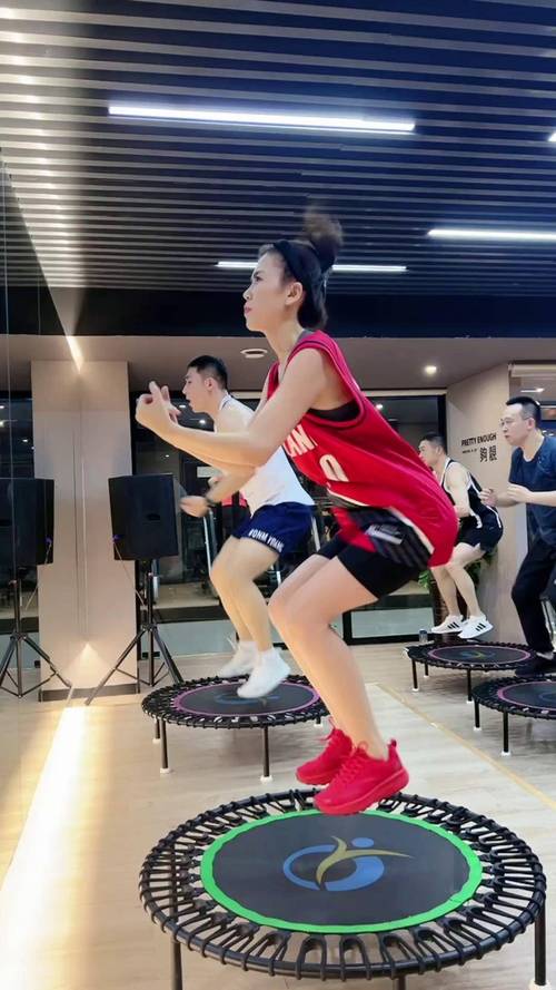 有没有简单新颖又效果好的新鲜健身方式，比如蹦床锻炼呢？