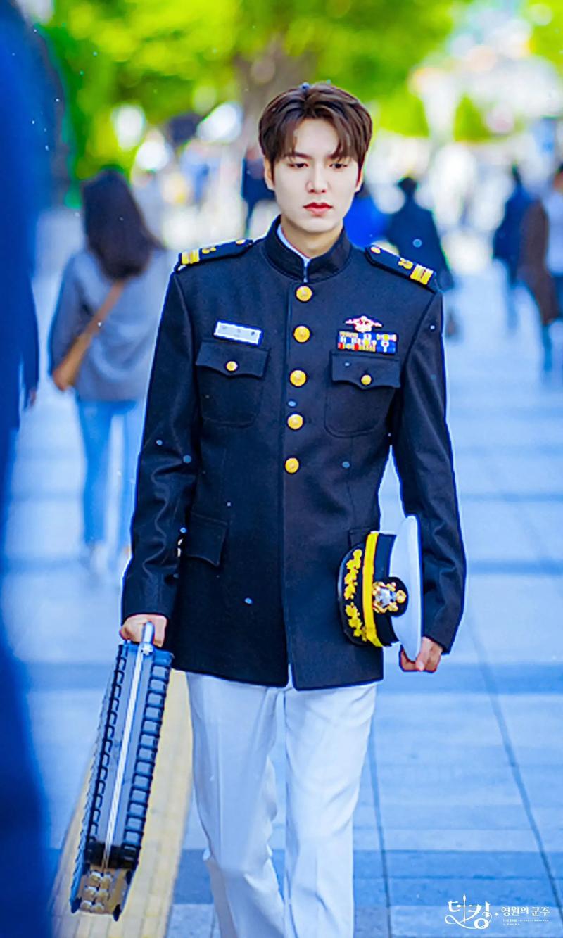 李敏镐瘦身成功颜值回春了吗？