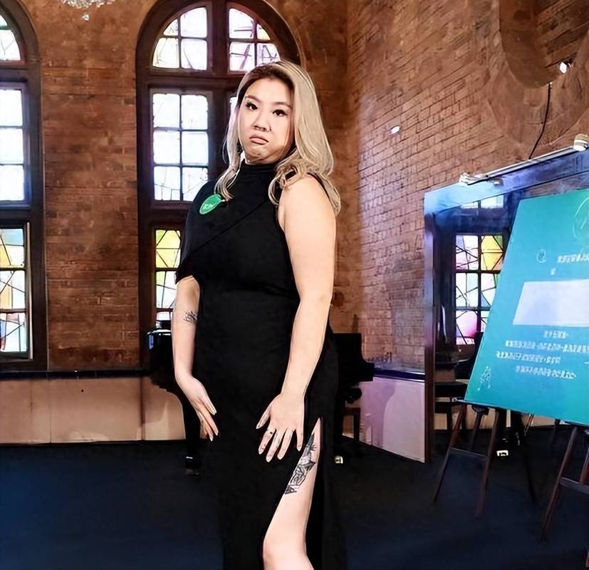 郑欣宜近照曝光身型丰满，新歌鼓励胖女孩，这是否嫩她们的人生故事？