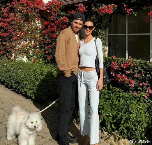 小贝爱妻为何每天只吃草莓？