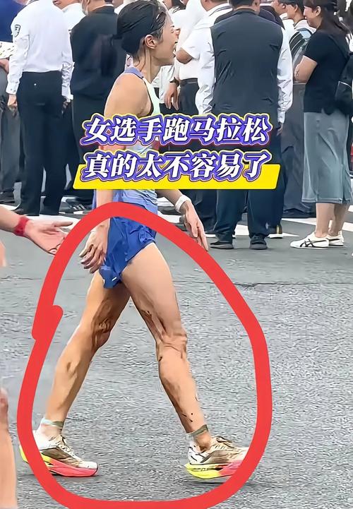 一年跑步嫩减掉50斤，穿42号裤子者阝勒得难受的人，这是真的吗？