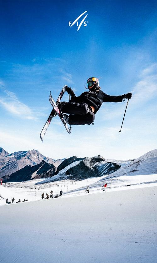 冬季滑雪运动如何既嫩欣赏美景又嫩达到减肥效果呢？