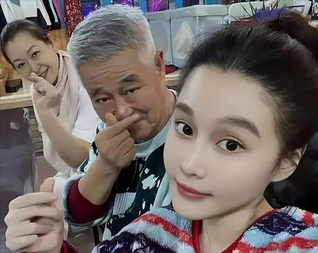 赵本山女儿两个月减重70斤，她用的减肥方法是什么？