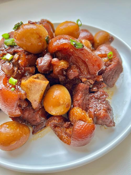 垂涎欲滴的水蜜桃小翘臀，是哪里的特色美食呢？