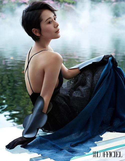 海清秀美背晒减肥法，脱裙子直接上跑步机可行吗？