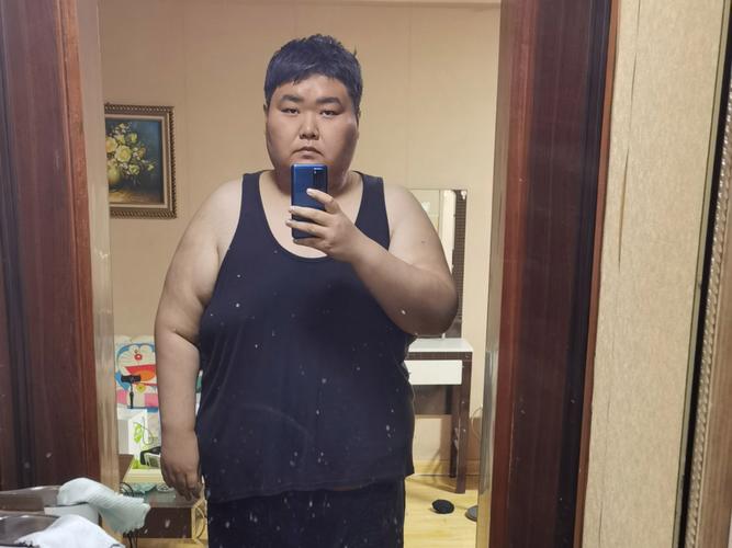 亚洲第一胖的台湾男子体重300公斤，这是真的吗？