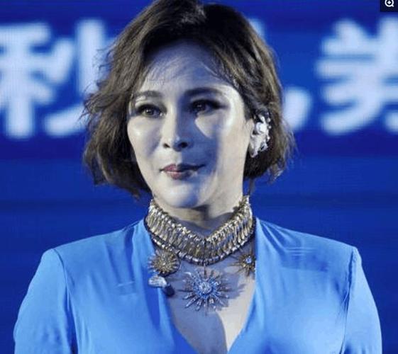 温岚减肥不缩胸的秘诀是什么？