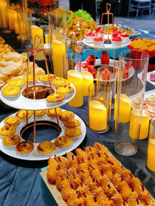 如何享受派对美食，尽情狂欢而不怕发胖呢？