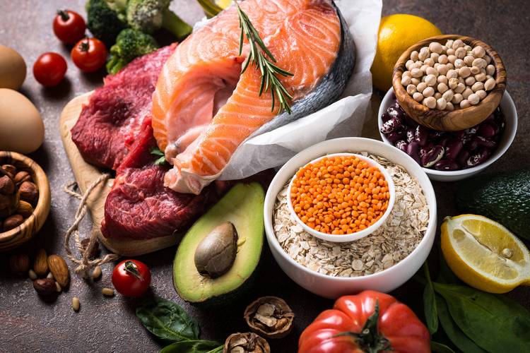 如何通过控制饮食和管住嘴巴，有效防止下身囤积脂肪呢？