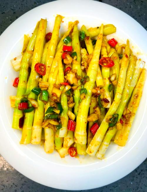 竹笋低卡又美味，真的能瘦身美肌吗？